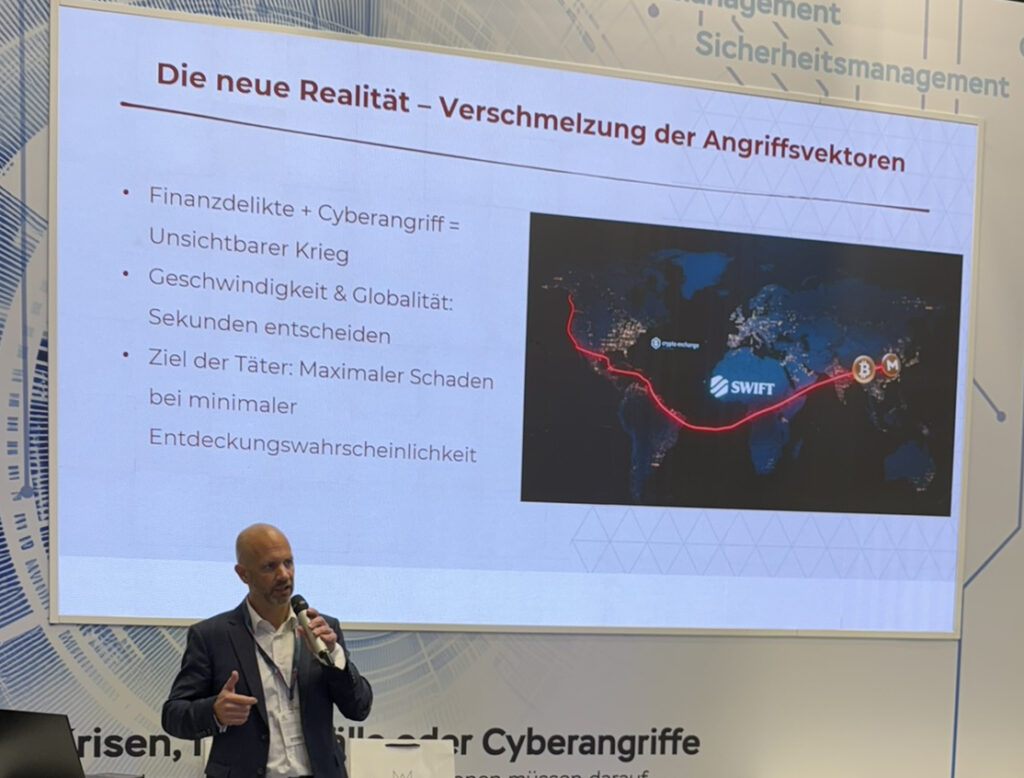 Georg Lanzinger at the presentation at the itsa in Nuremberg